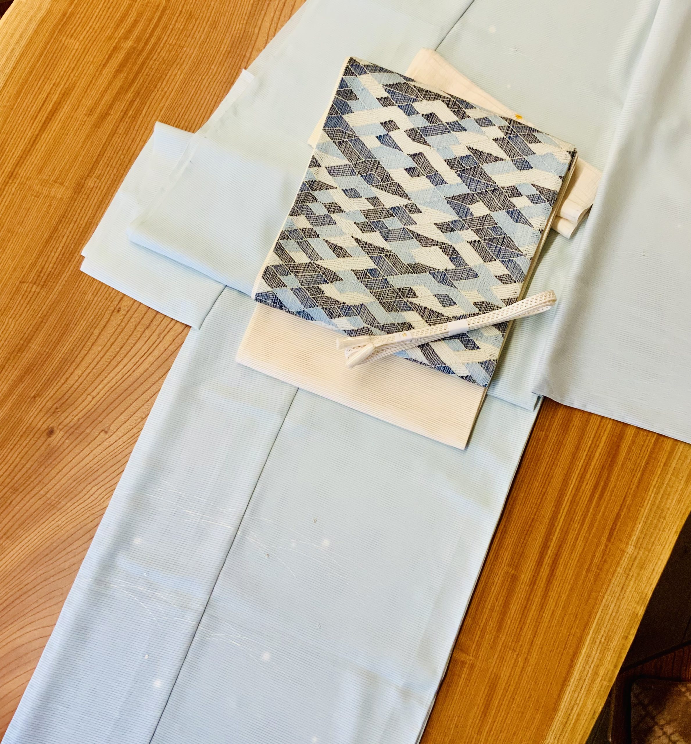 夏衣のご紹介 - 銀座つむぎや｜結城紬など職人技の染織物を扱うきもの